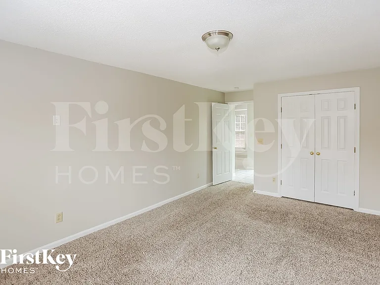 9419 White Cedar Ct — Photo 16