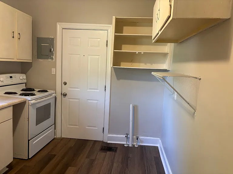 2565 Brentwood Pl — Photo 22
