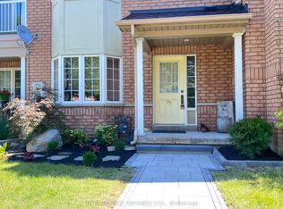 23 Piera Gdns, Markham, ON L3R5G8