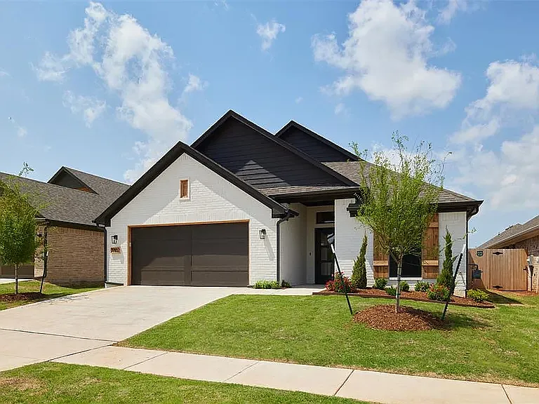 3802 Bedrock Dr