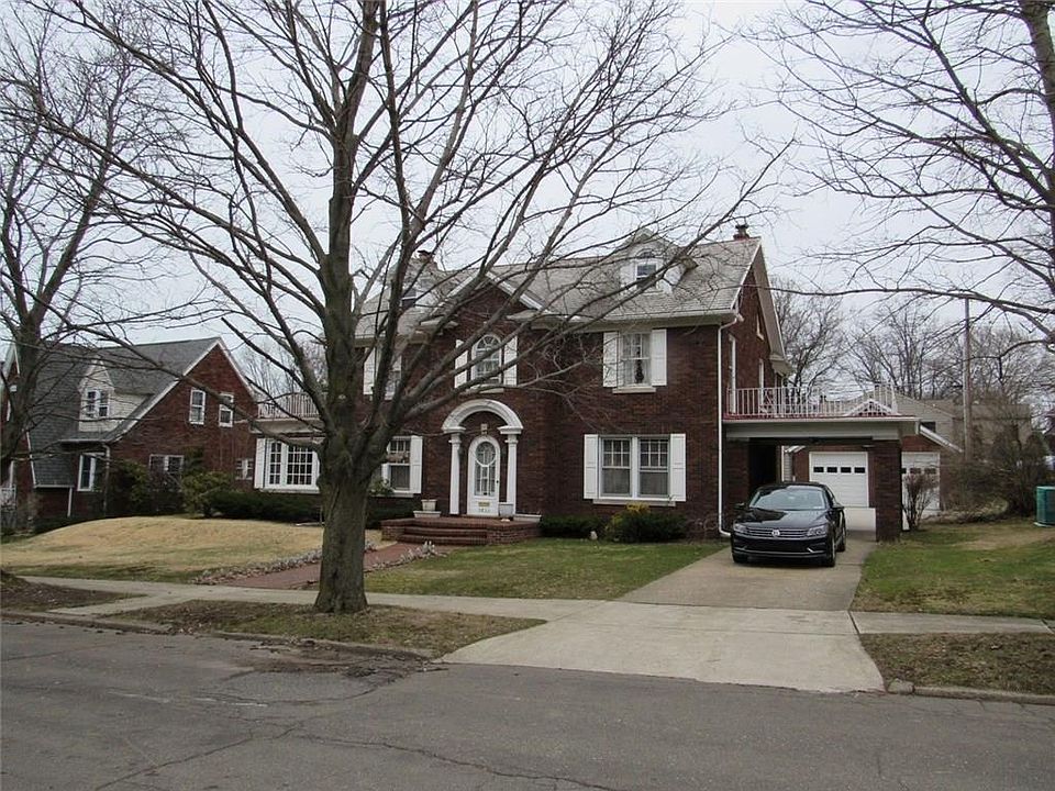 3833 Trask Ave Erie PA 16508 Zillow