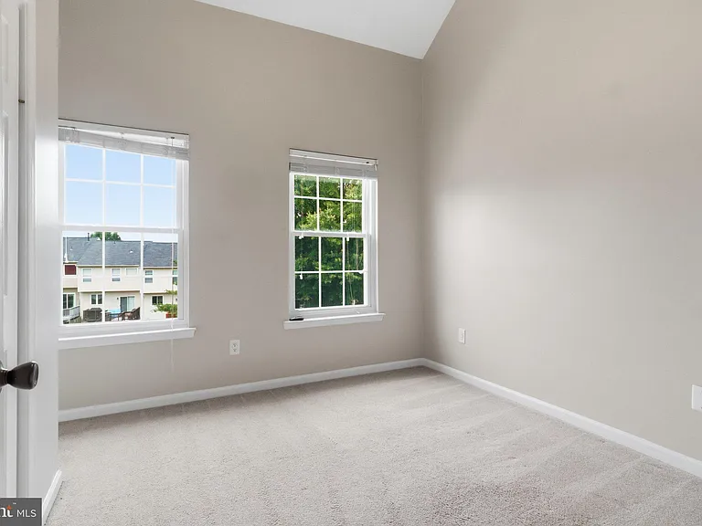 5279 Ballycastle Cir — Photo 23