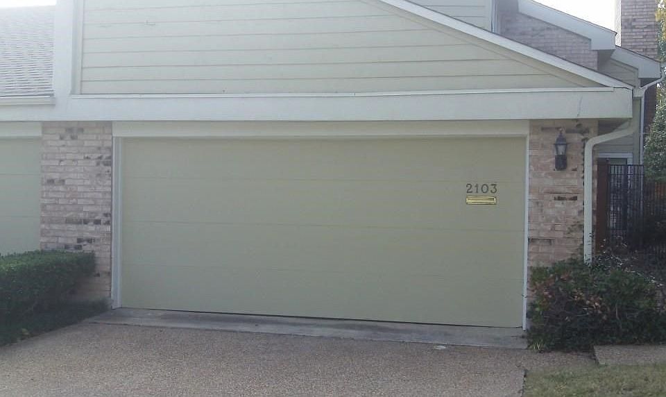 1st image of 2103 Brook Mount Ct