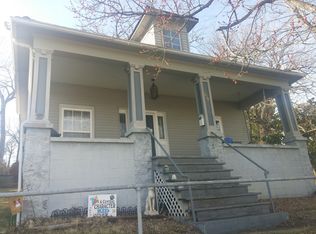 210 S Jefferson St, Neosho, MO 64850