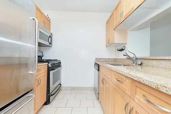 Rented by Compass | media 15