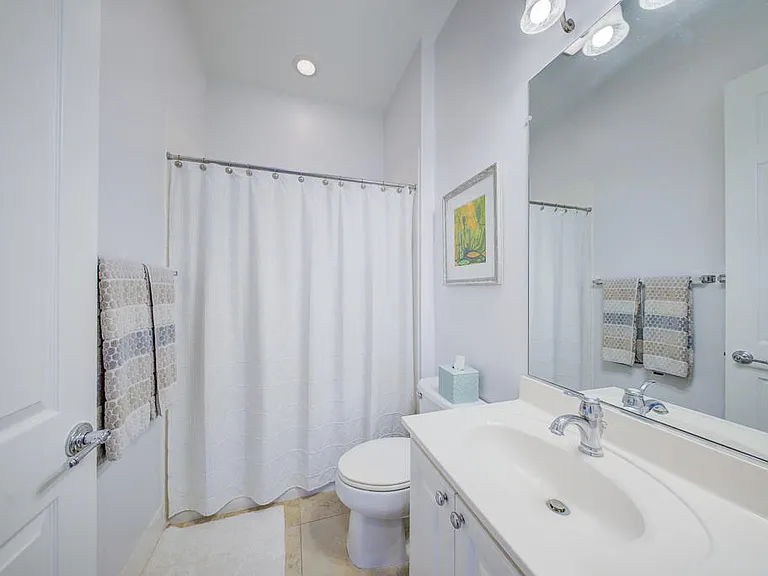 3346 Josephine St — Photo 30