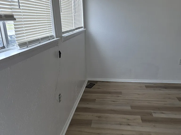 3964 Crayrich Cir #C — Photo 2