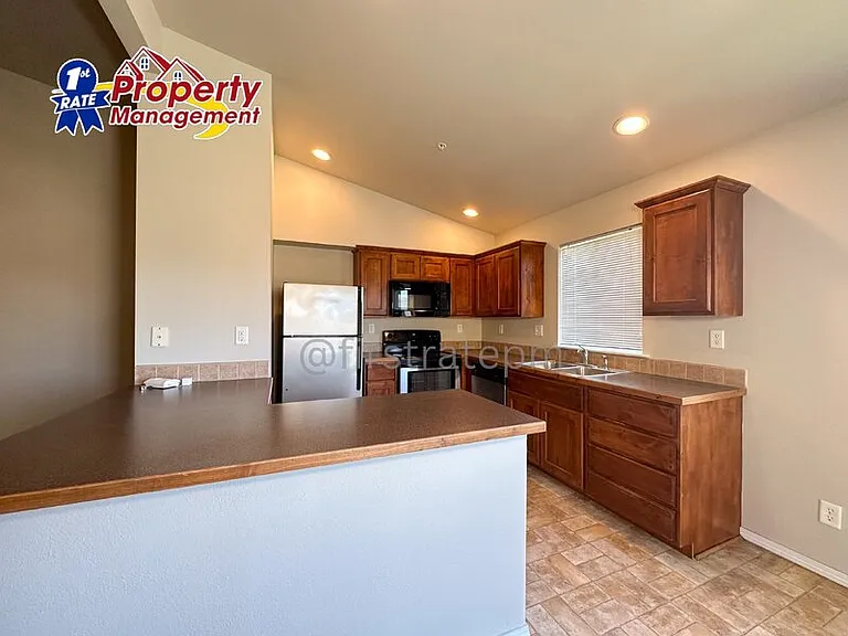 2997 W Acarrera Ln #11 — Photo 6