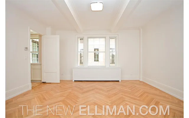 Rented by Douglas Elliman | media 19