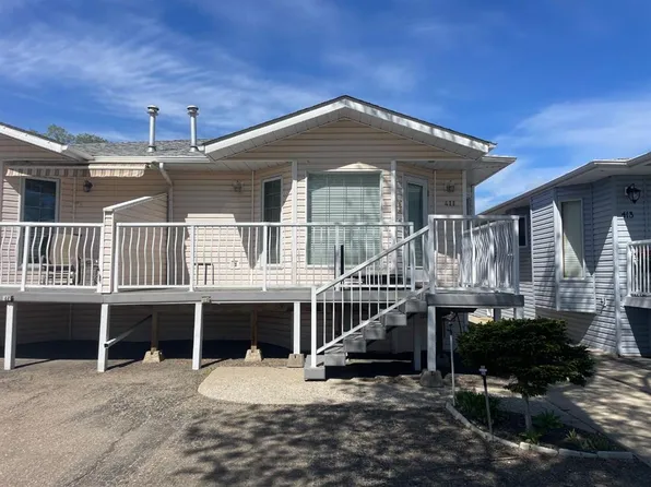411 3rd St E, Brooks, AB T1R 0G5