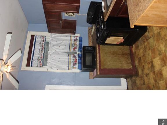 5th image of 114 E Albanus St