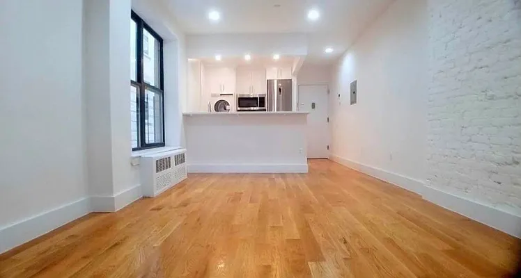 Rented by EastMount Realty LLC | media 12