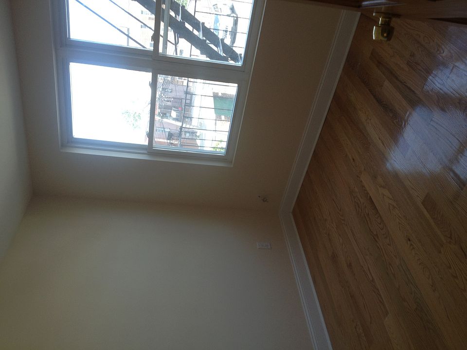 2nd image of 2852 49th St