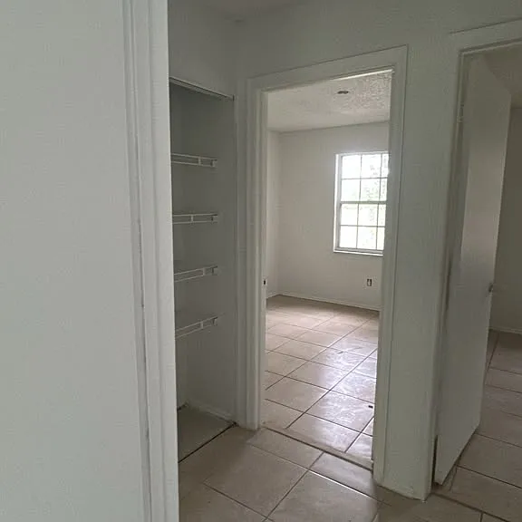 2493 SE Richmond St — Photo 8