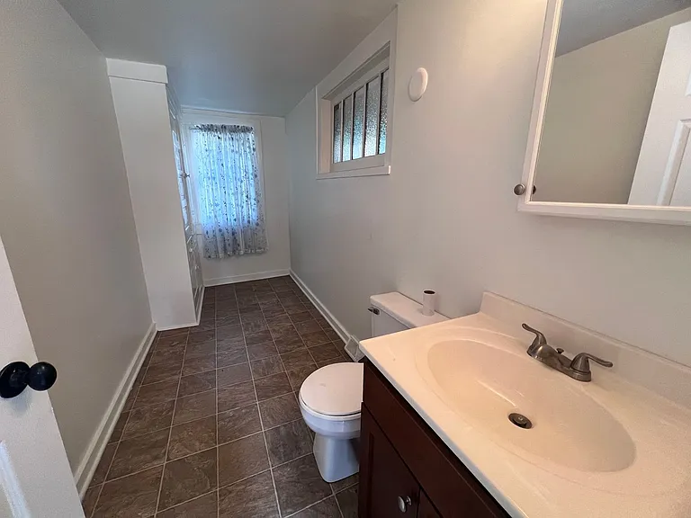 425 Fuller Ave SE — Photo 25