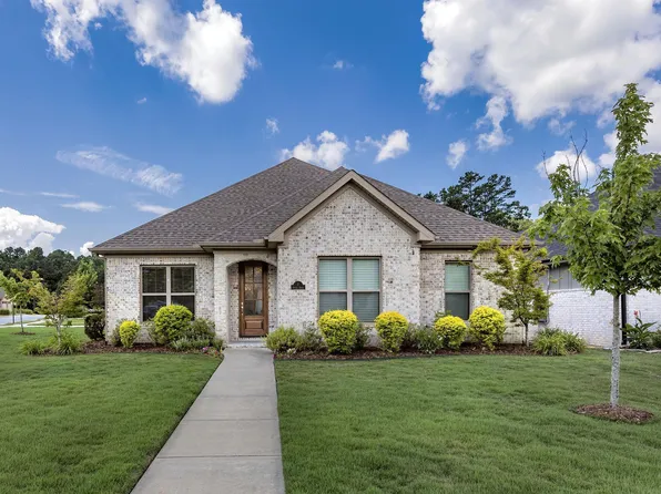 1 Saffron Cir, Little Rock, AR 72223