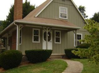 114 Robinhood Rd, Staunton, VA 24401