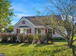 617 Preston Ln, Hatboro, PA 19040