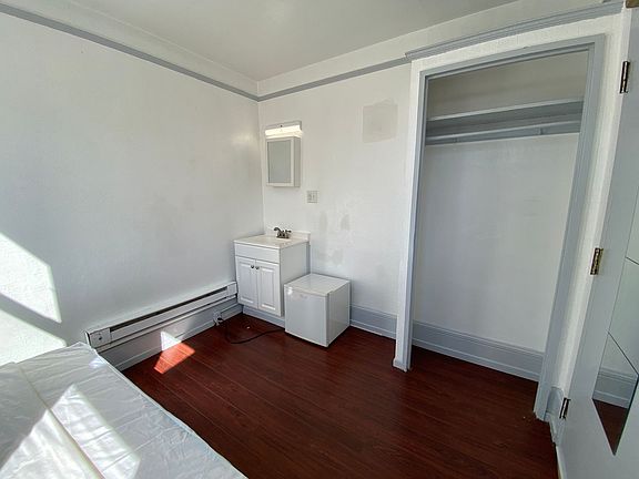 2nd image of 1010 Bush St #315