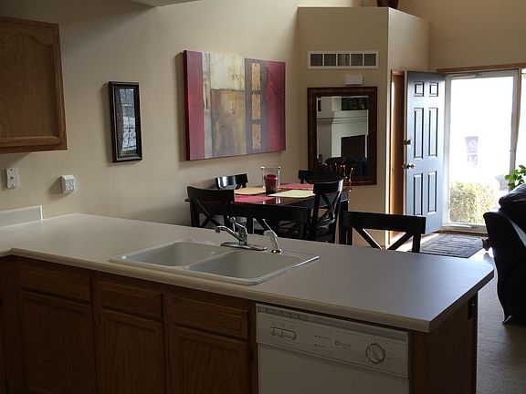 Kitchen & Dining Room