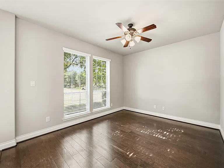 27707 Lodgemist Ct — Photo 14