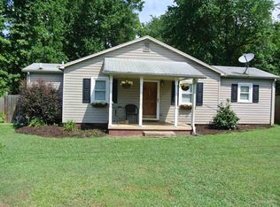 156 Walker Lake Rd, Forest City, NC 28043