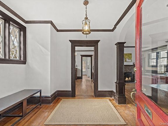 5th image of 57 Gard Avenue