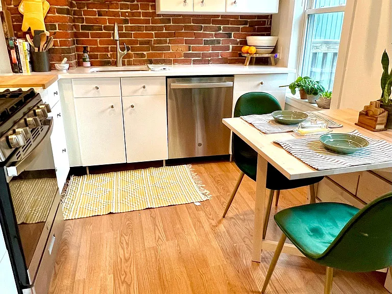 114 Trenton St #2 — Photo 5
