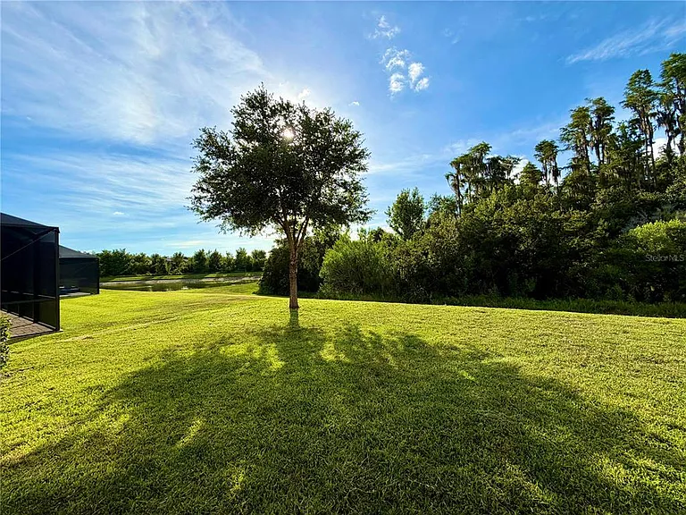 19522 Whispering Brook Dr — Photo 41
