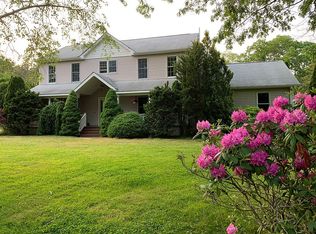 148 Old Country Rd, East Quogue, NY 11942