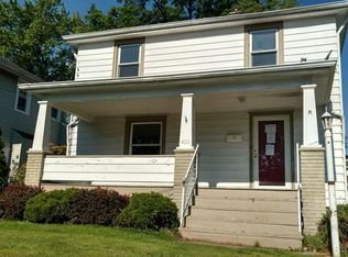 400 Wengler Ave, Hermitage, PA 16146