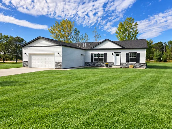 2421 Oak Preserve Ct, Saint Cloud, MN 56304