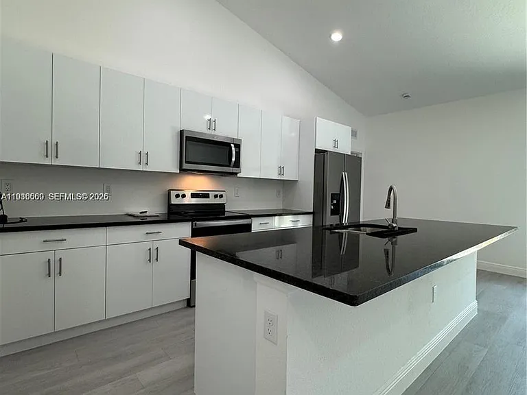 6018 Acorn Cir — Photo 6