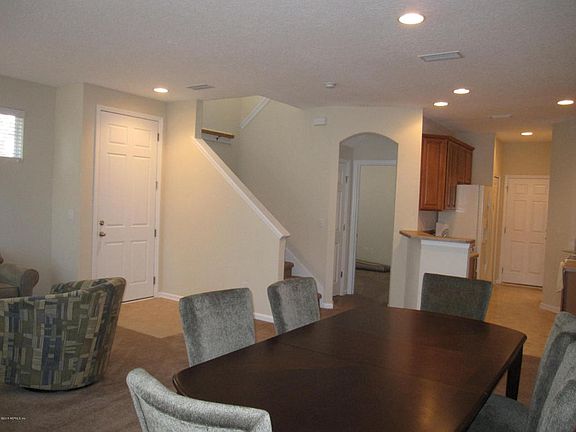 3rd image of 3740H Creswick Cir