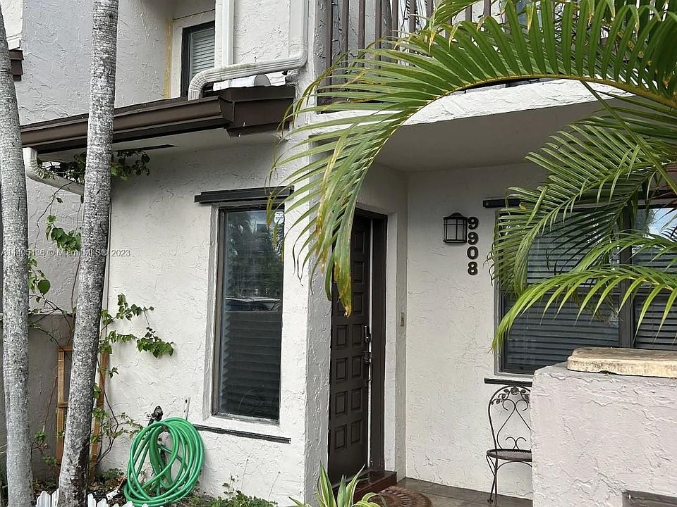 1st image of 9908 NW 41st St #5