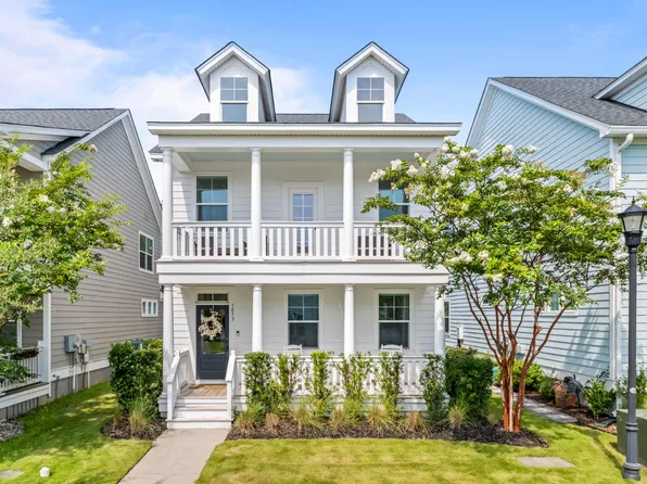 1073 Oak Bluff Ave, Charleston, SC 29492