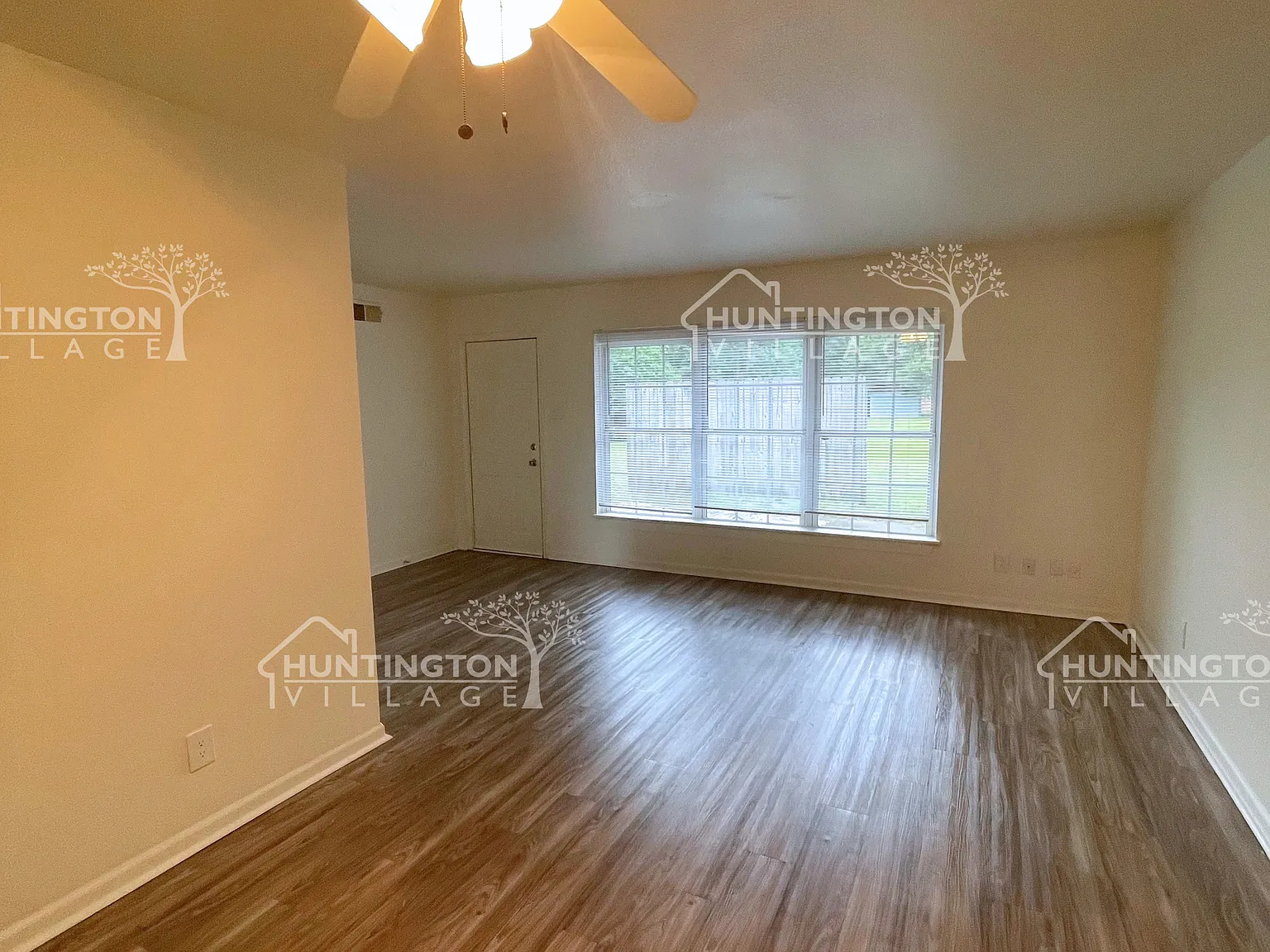 3 bed, 1380 sqft, $1,395 — Photo 2