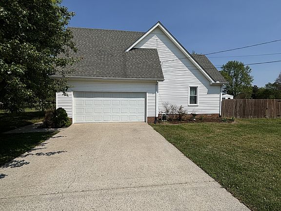 3rd image of 4643 Barfield Crescent Rd