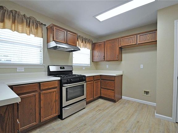 2nd image of 16508 Jadestone Dr