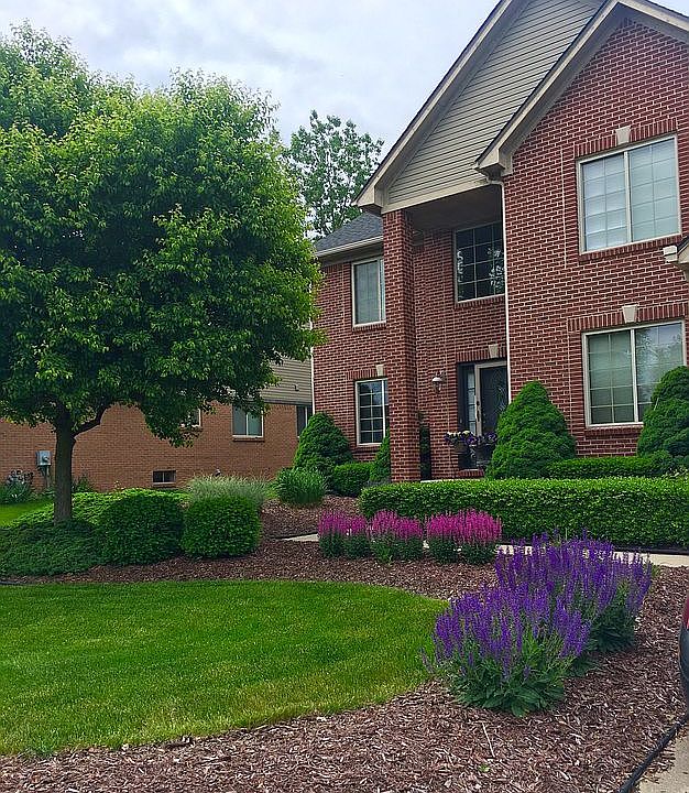 2nd image of 26858 Blue Heron Dr