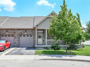 14 Ecker Ln, Hamilton, ON L0R 1C0