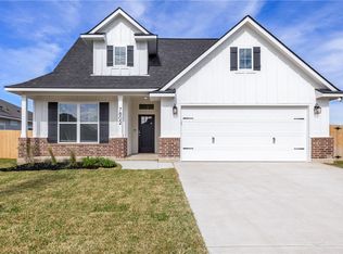 7802 Redbud Rd, Navasota, TX 77868