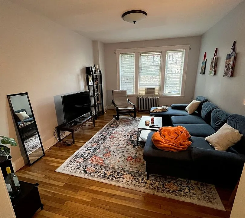 105 Chester St #5
