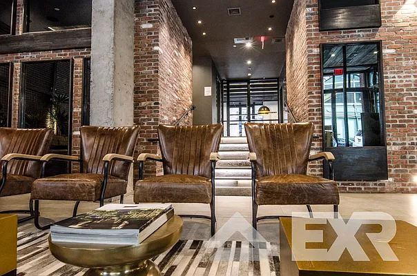 Rented by EXR | media 8