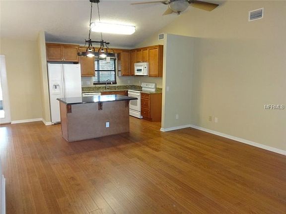 5th image of 5822 Lullaby Ln