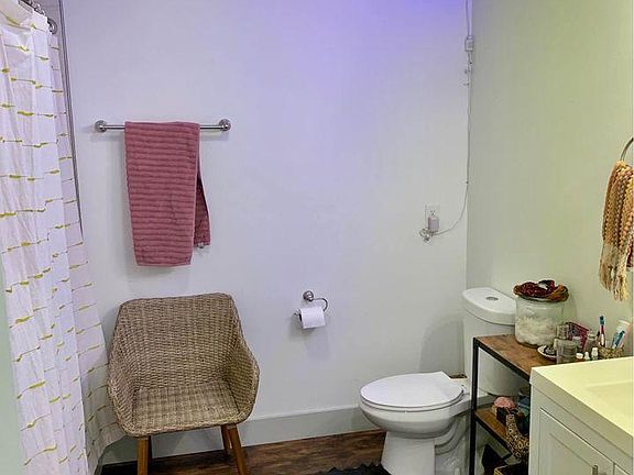 5th image of 1810 E 13th St APT A