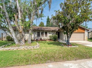 26 Wintergreen Way, Orlando, FL 32825