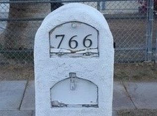 766 W Gateway Dr, Palm Springs, CA 92262