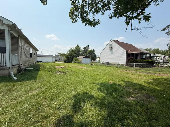 2197 Howey Rd, Columbus, OH 43211