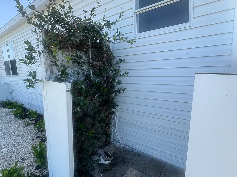 Outdoor Private Shower